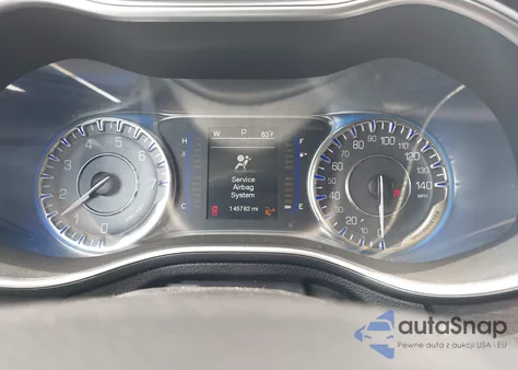 2015 Chrysler 200 Limited из США, поврежденный, VIN 1C3CCCAB3FN593651